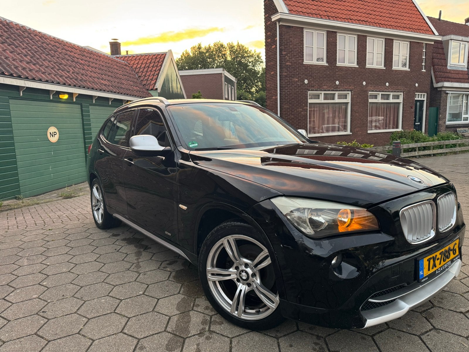 BMW X1 Sdrive AUT 2012 Zwart, Achterwielaandrijving, Metallic lak, Zwart, Diesel