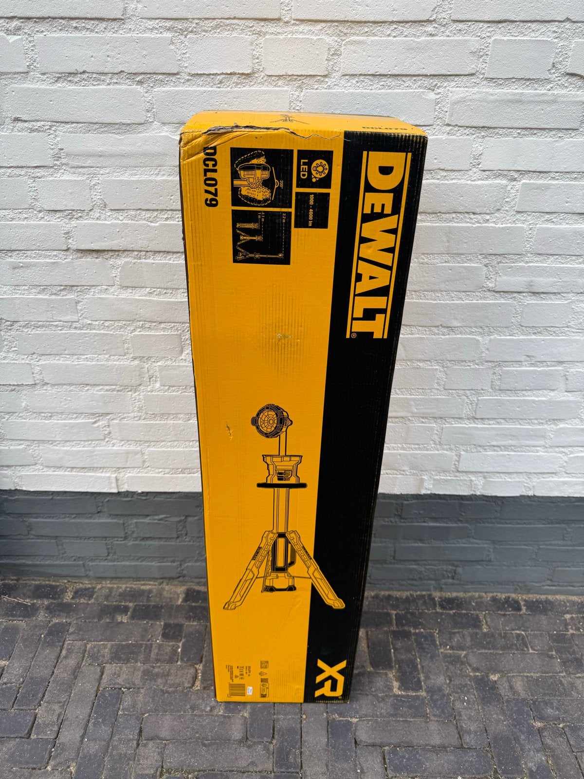 Nieuwe DeWalt DCL079 18V XL LED Werklamp met Statief geseald