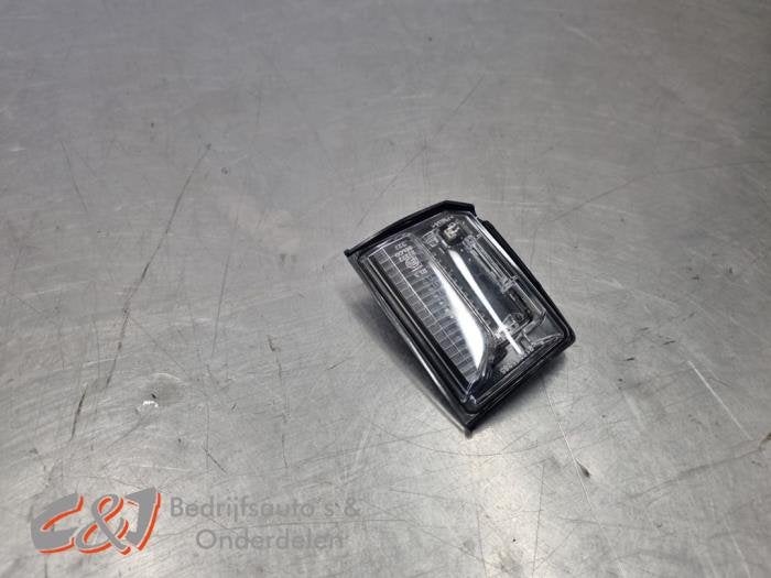 Knipperlicht spiegel links van een Renault Trafic, Gebruikt, -, Renault, -
