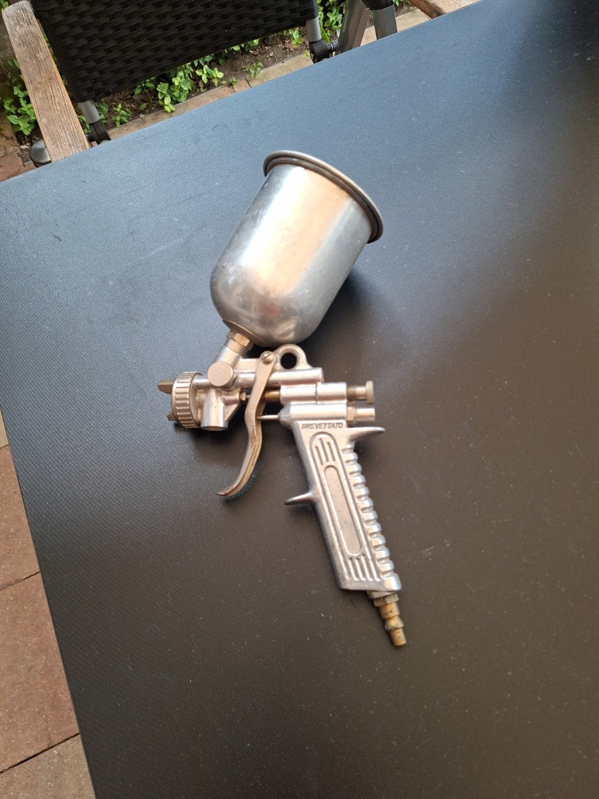een verf spuit voor op de compresor nooied gebruikt, Doe-het-zelf en Verbouw, Compressors, Minder dan 25 liter, Ophalen, Minder dan 200 liter/min