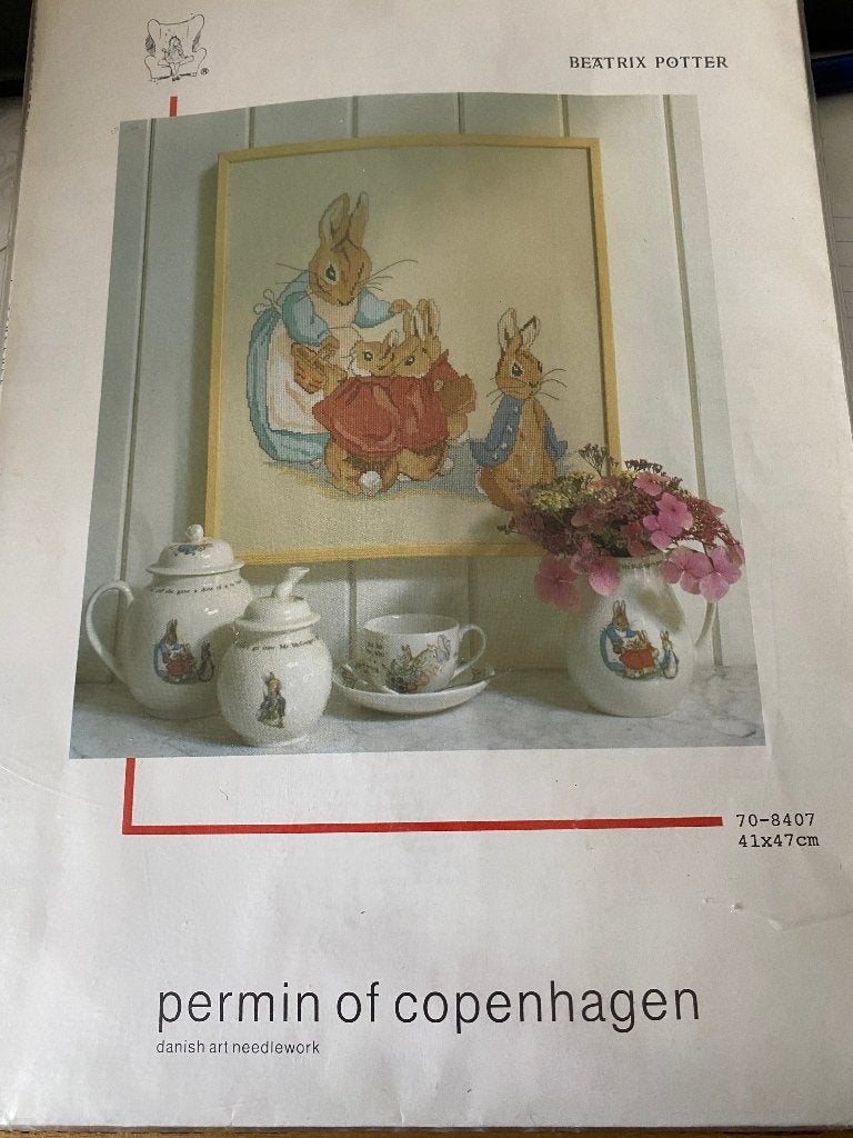BORDUURPAKKET GROOT BEATRIX POTTER THE RABBIT FAMILY, Verzenden, Nieuw, Handborduren, Borduurpakket