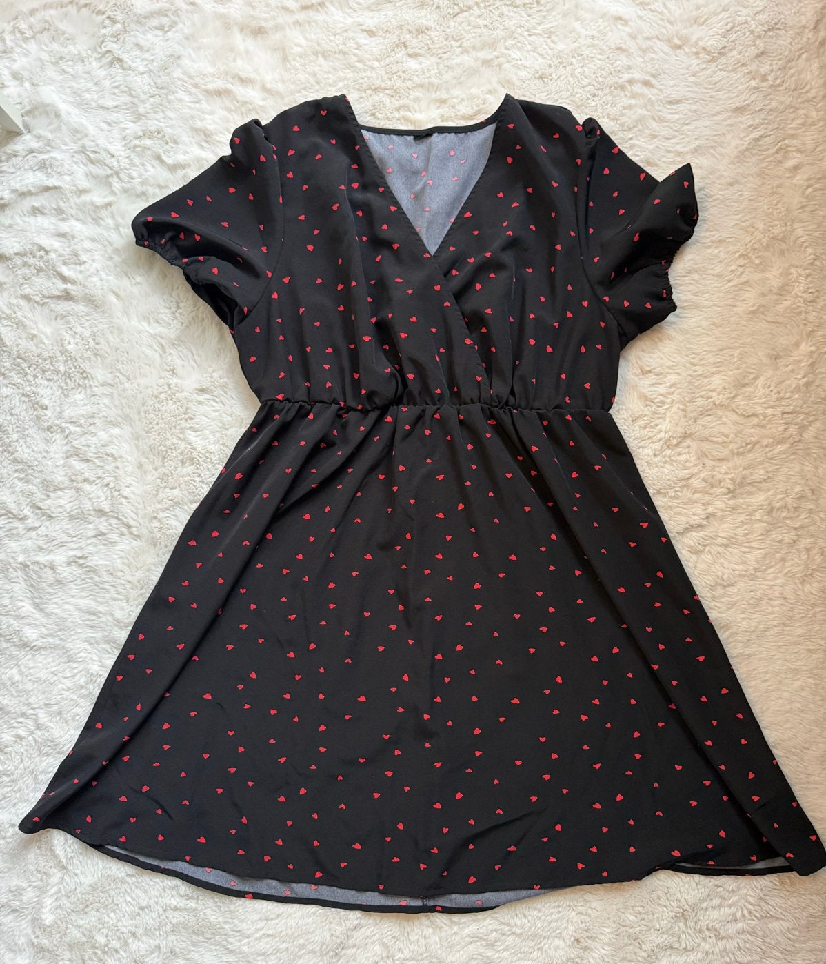 Black Dress with Red Hearts, Ophalen of Verzenden, Zo goed als nieuw, Zwart