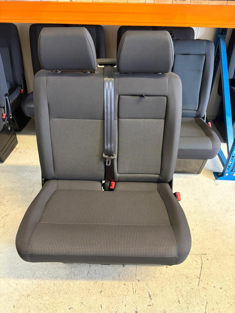 VW TRANSPORTER T6 T6.1 BIJRIJDERSBANK COMFORT BANK DOUBLE GR, Auto-onderdelen, Ophalen, Volkswagen