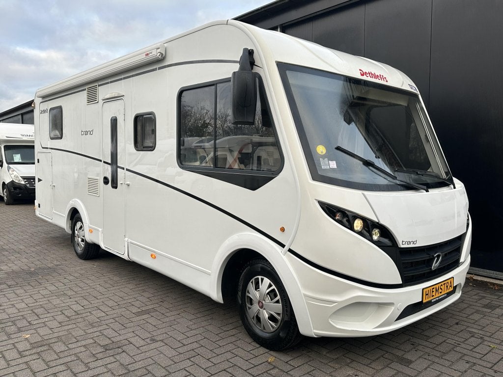 Dethleffs Trend 7057 DBL Queensbed Automaat 47 dkm euro 6, Ringverwarming, Fiat, 7 tot 8 meter, Bedrijf