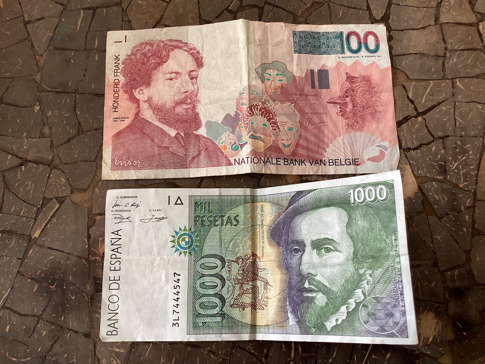 2 biljetten van spanje en belgie, Ophalen, België