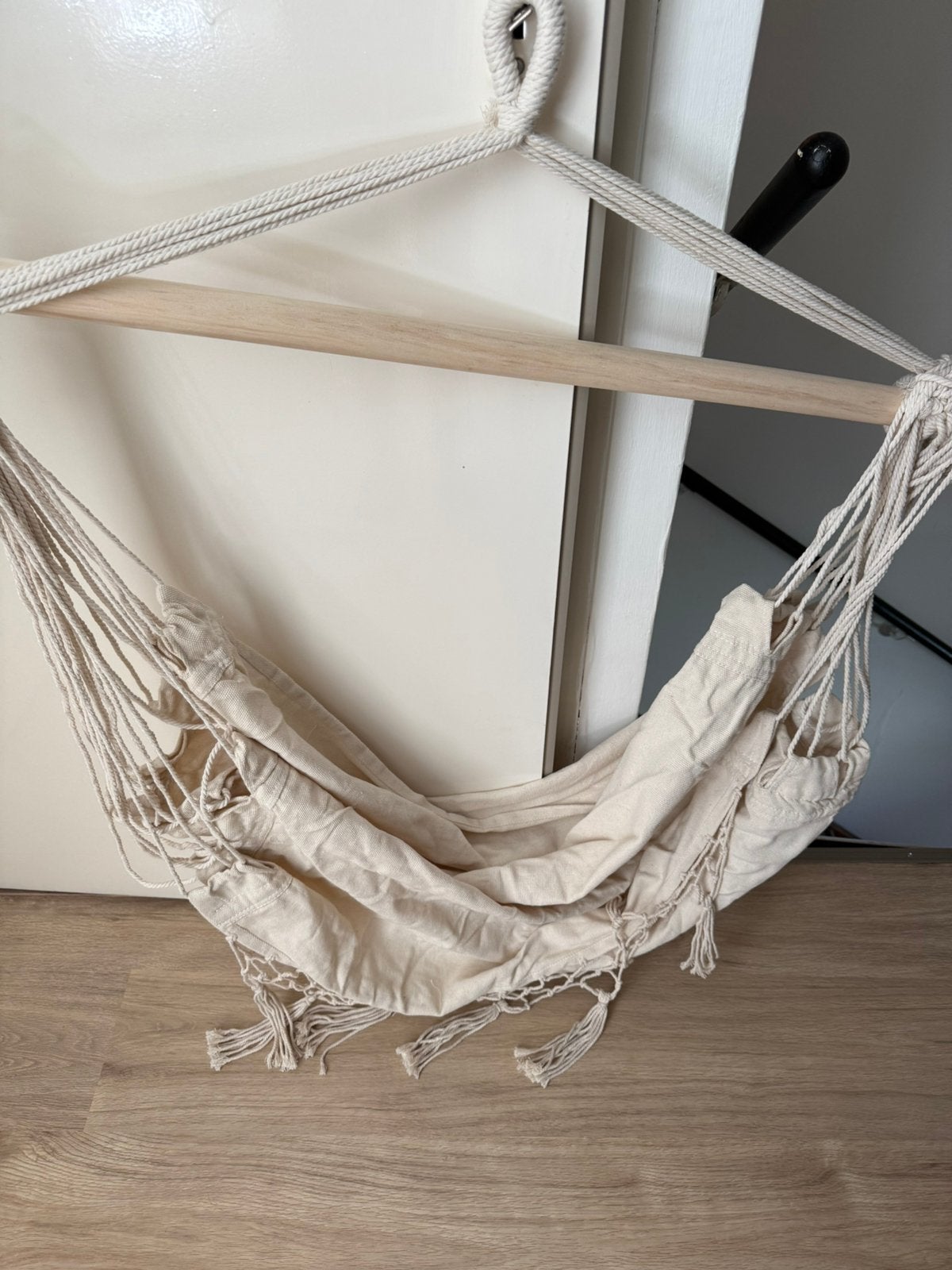 Hangstoel nieuw, Ophalen, Nieuw
