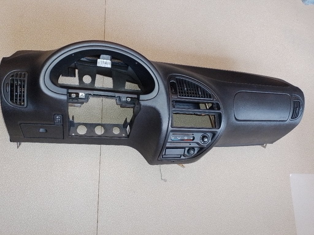 saxo dashboard, Ophalen, Gebruikt, Citroën