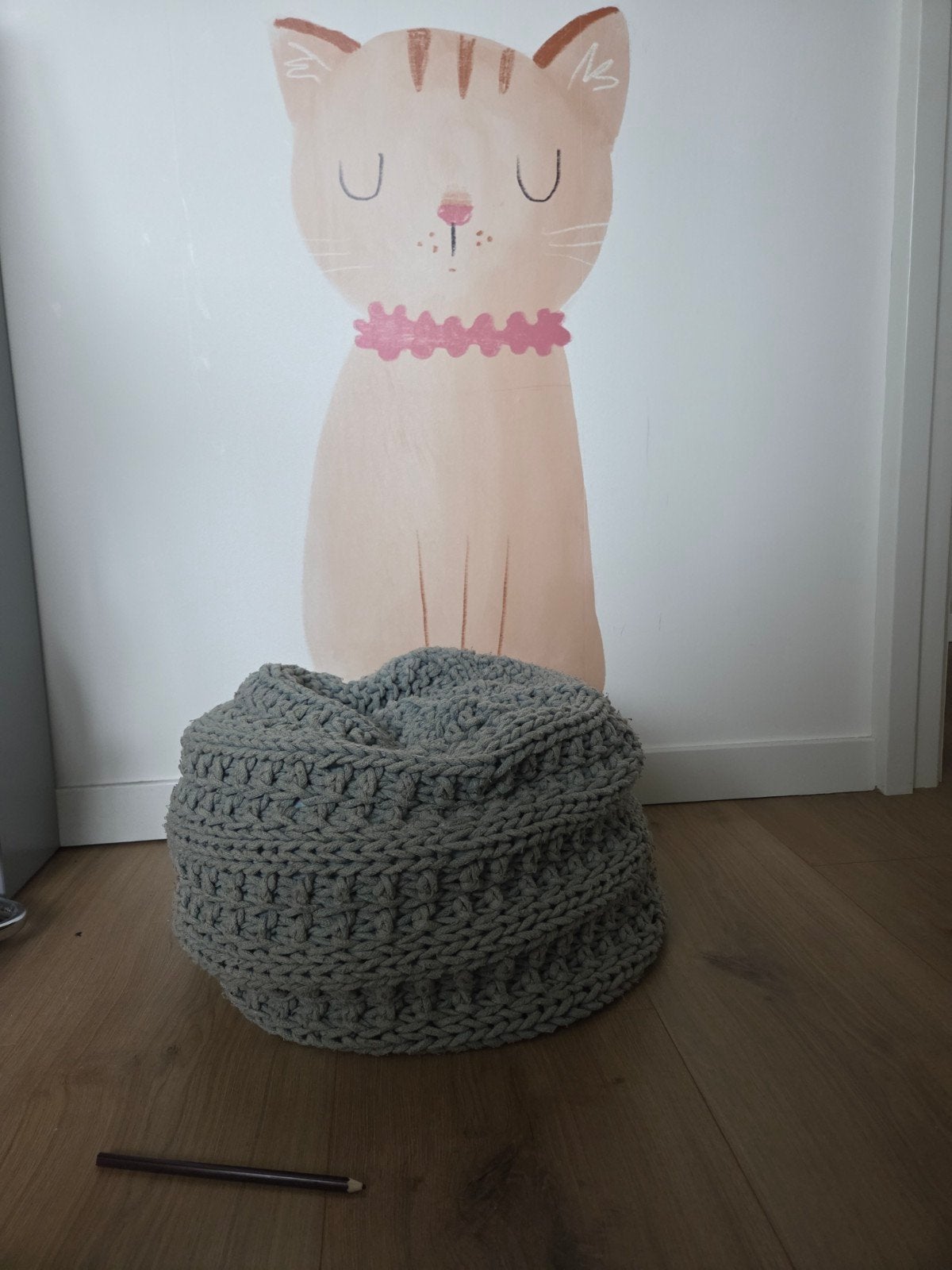 Gebreide poef, Minder dan 50 cm, Gebruikt, Rond, Minder dan 50 cm