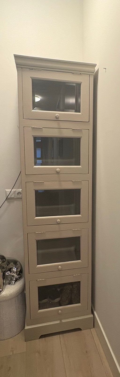 Virtinekast Gratis, Huis en Inrichting, Kasten | Vitrinekasten, Ophalen, Gebruikt, Met klep(pen), 200 cm of meer