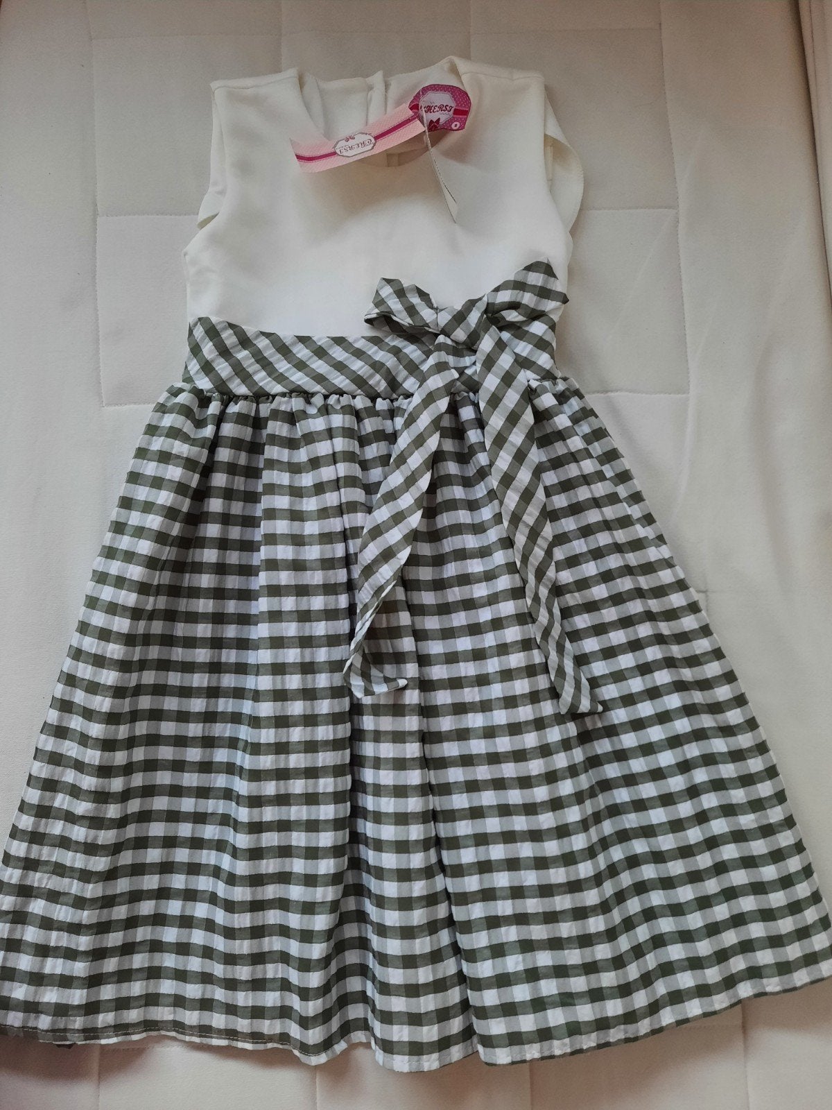 Nieuwe geruite jurk voor meisjes, maat 122, Kinderen en Baby's, Meisje, Nieuw, Ophalen of Verzenden, Jurk of Rok