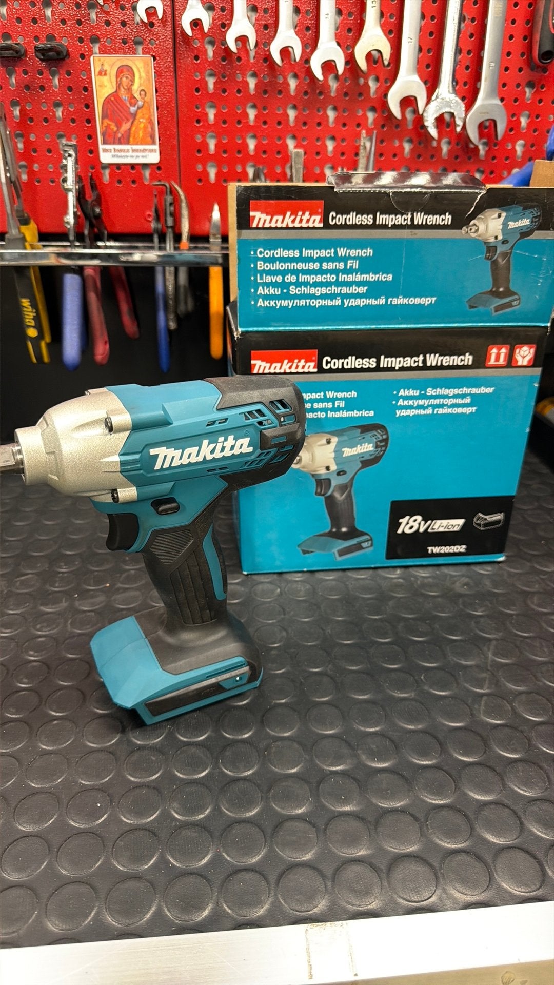 Makita TW 202 D 18V Li-Ion slagmoersleutel, Ophalen, Zo goed als nieuw, Overige typen