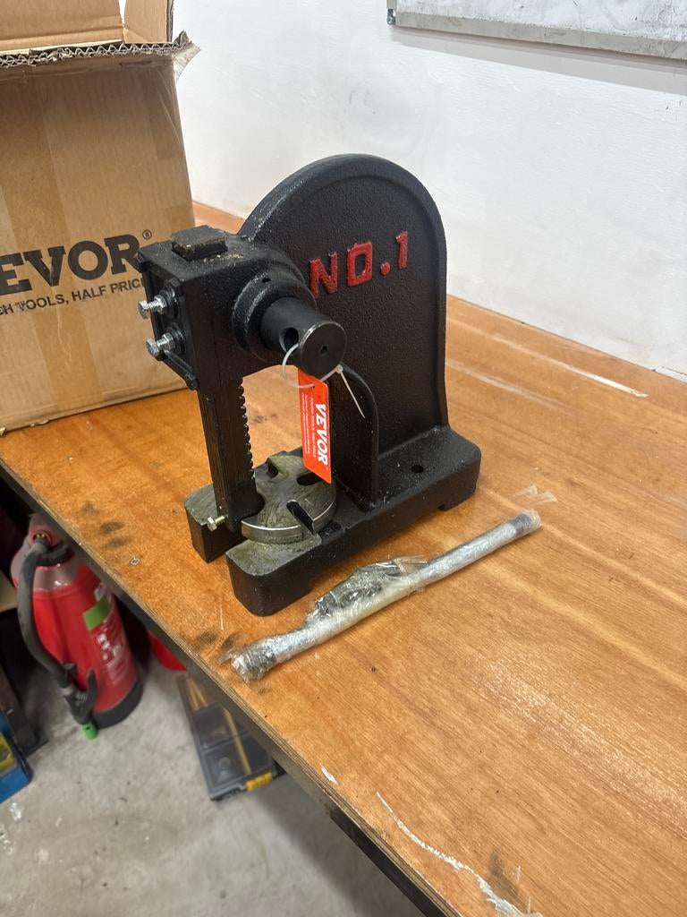 Vevor Handpers No.1 - Pireelpers, Doe-het-zelf en Verbouw, Gereedschap | Handgereedschap, Ophalen, Zo goed als nieuw