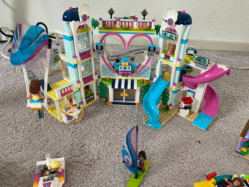 Diverse Lego Friends, Heart lake city resort & Disney Frozen, Ophalen of Verzenden, Zo goed als nieuw, Lego