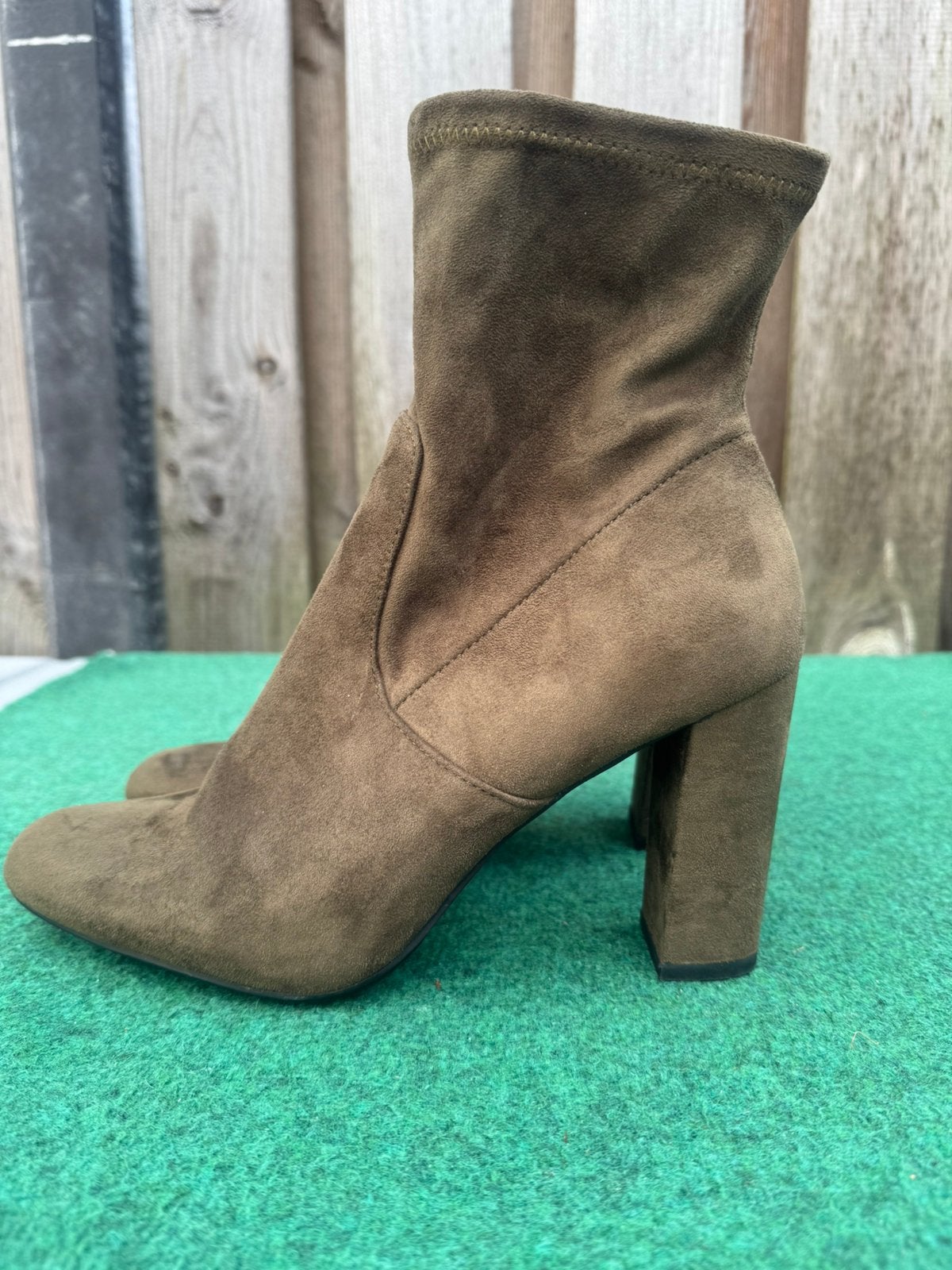 *Steve Madden* Gave olijfgroene Enkellaarsjes mt 42, Verzenden, Lage of Enkellaarzen, Zo goed als nieuw, Groen