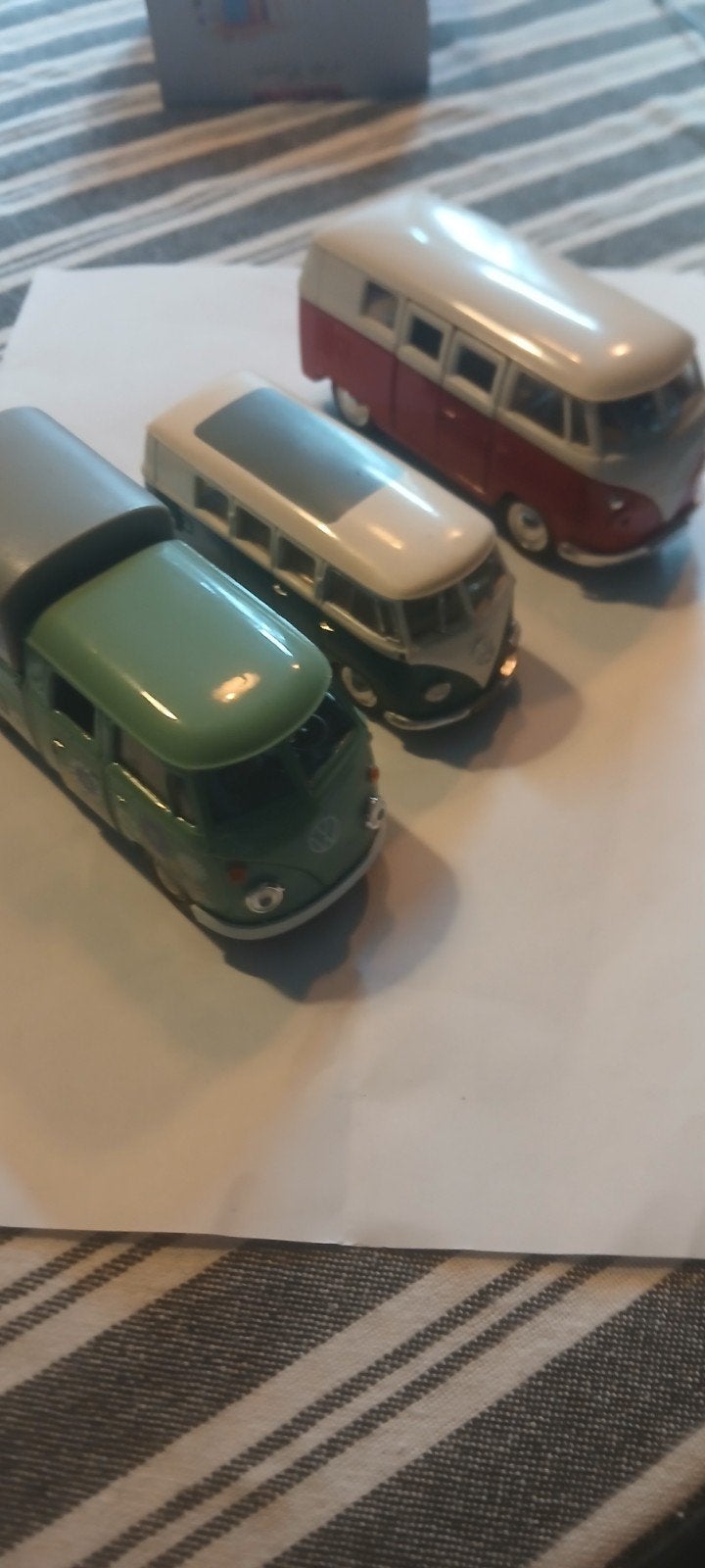 Set van 3 Volkswagen T1 Busjes Modelauto's, Auto, 1:32 tot 1:50, Zo goed als nieuw, Ophalen
