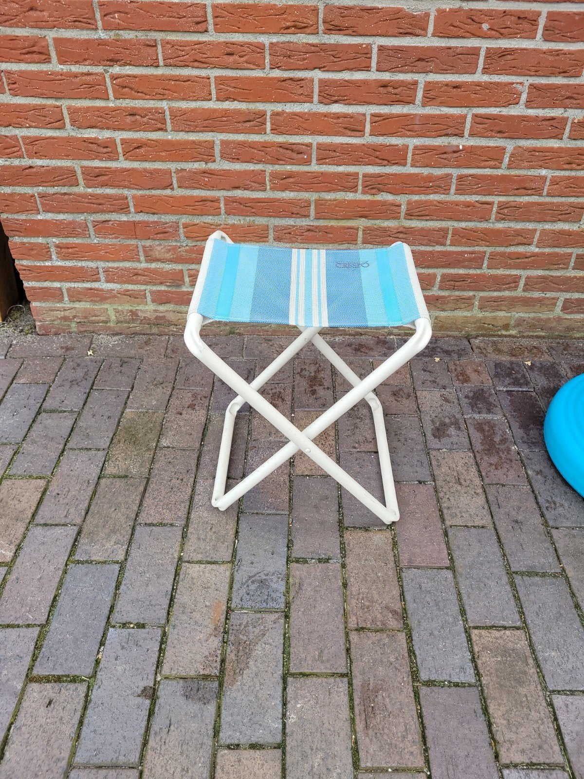 Retro Handig inklapbaar zitje/krukje voor camping/vakantie, Ophalen
