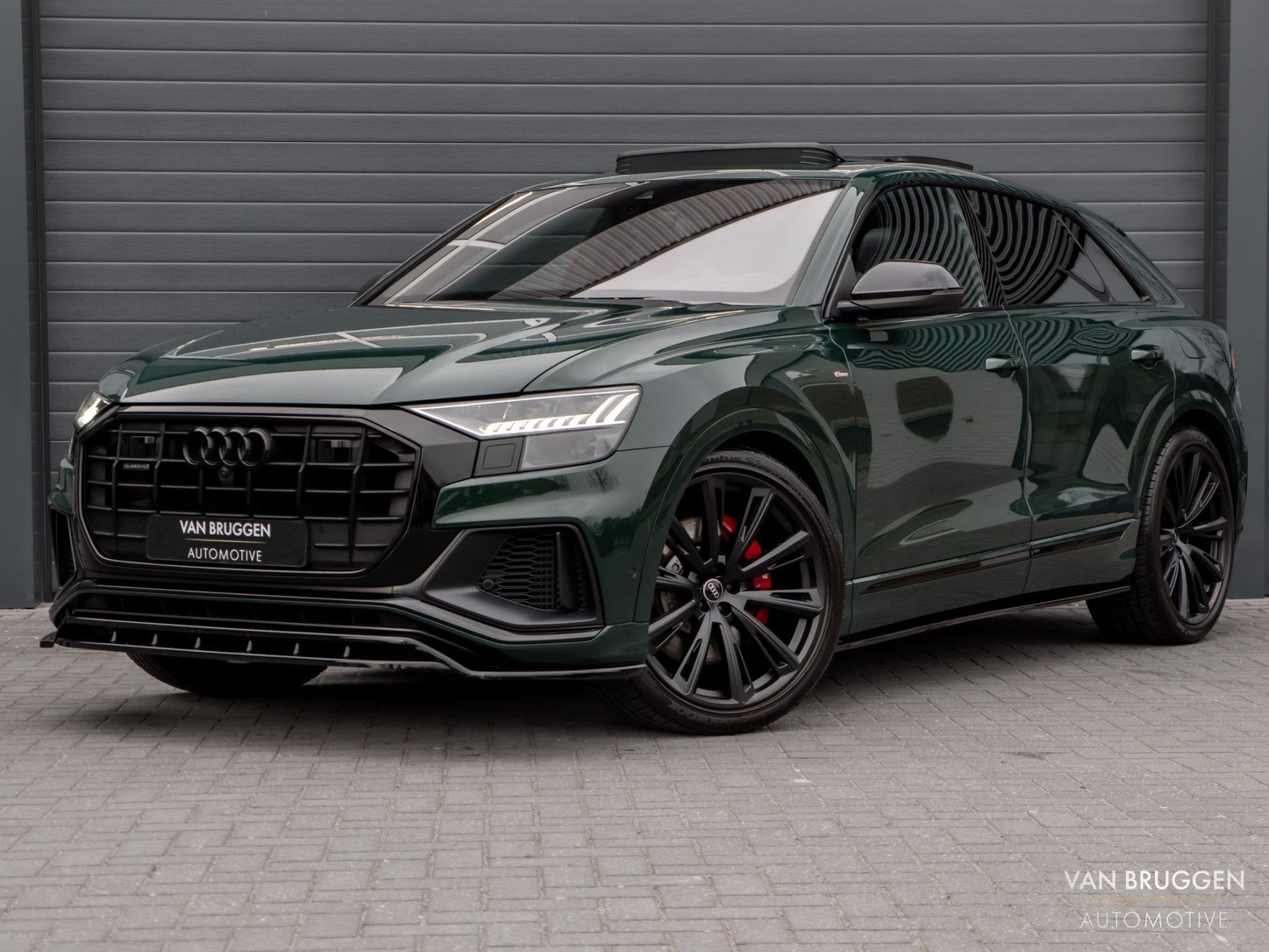 Audi Q8 55 TFSI e quattro S-Line Pano RS-Stoelen Goodwood 23, Automaat, Gebruikt, 2995 cc, Q8