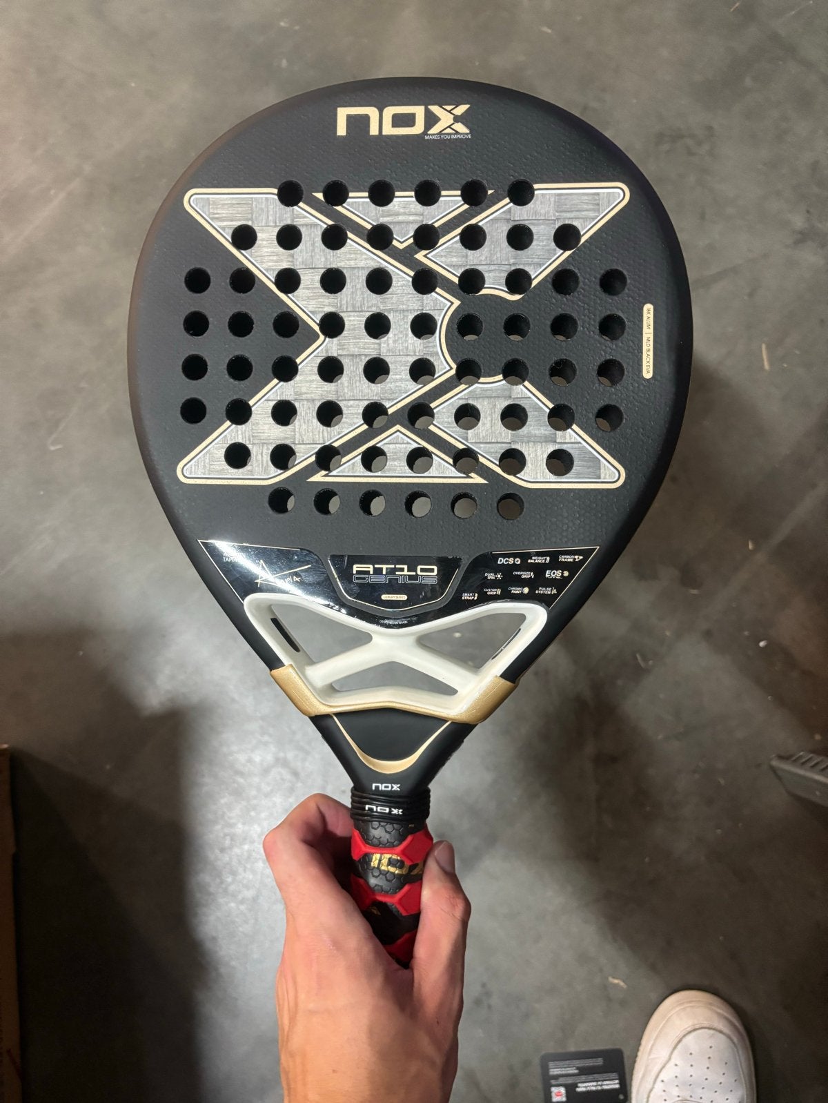 Nox AT10 18K Padelracket - Ongebruikt, Sport en Fitness, Padel, Ophalen of Verzenden, Nieuw, Padelracket
