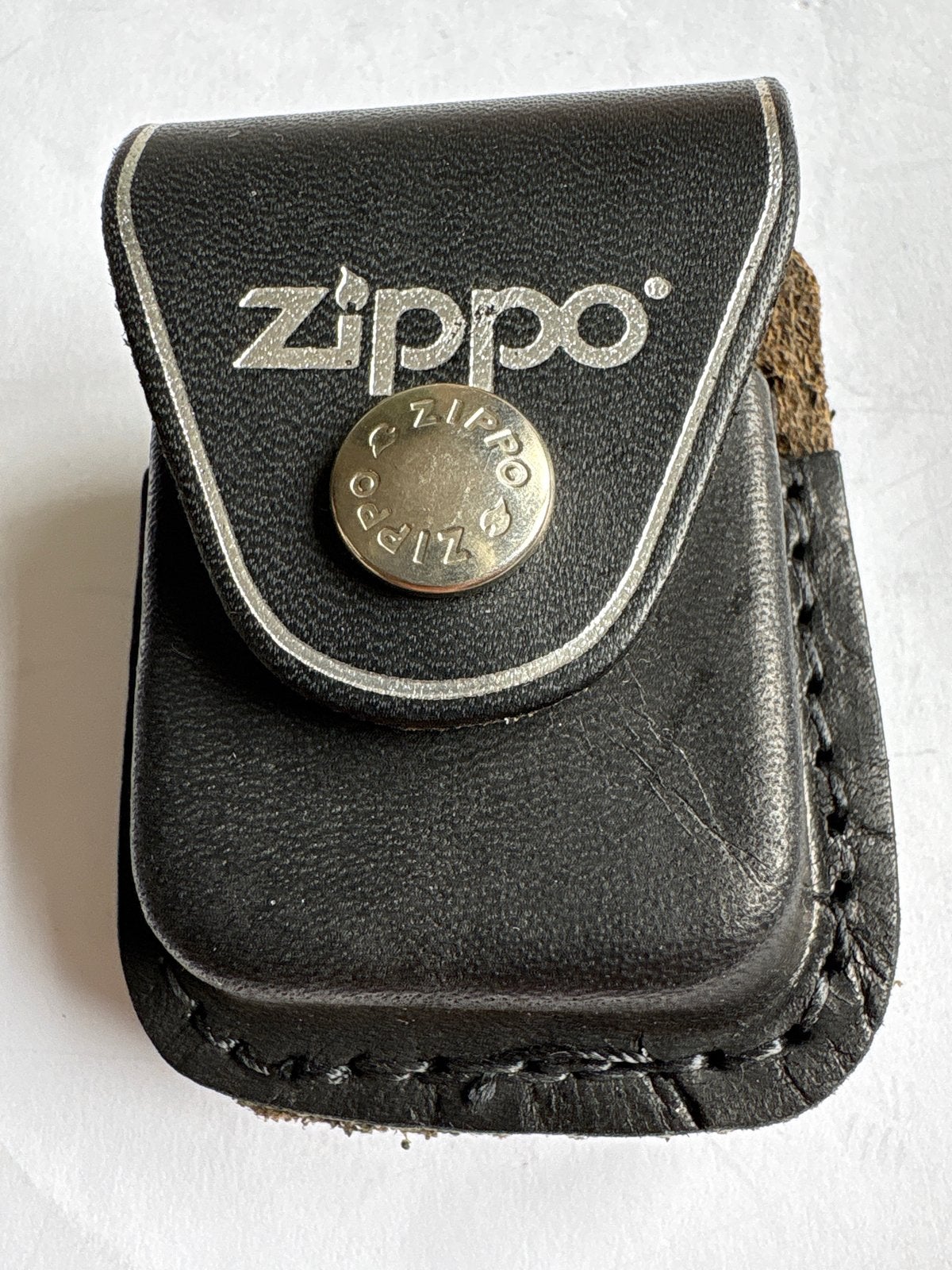 Zippo aanstekerhoesje van leer met riemclip, Ophalen of Verzenden, Nieuw, Overige typen