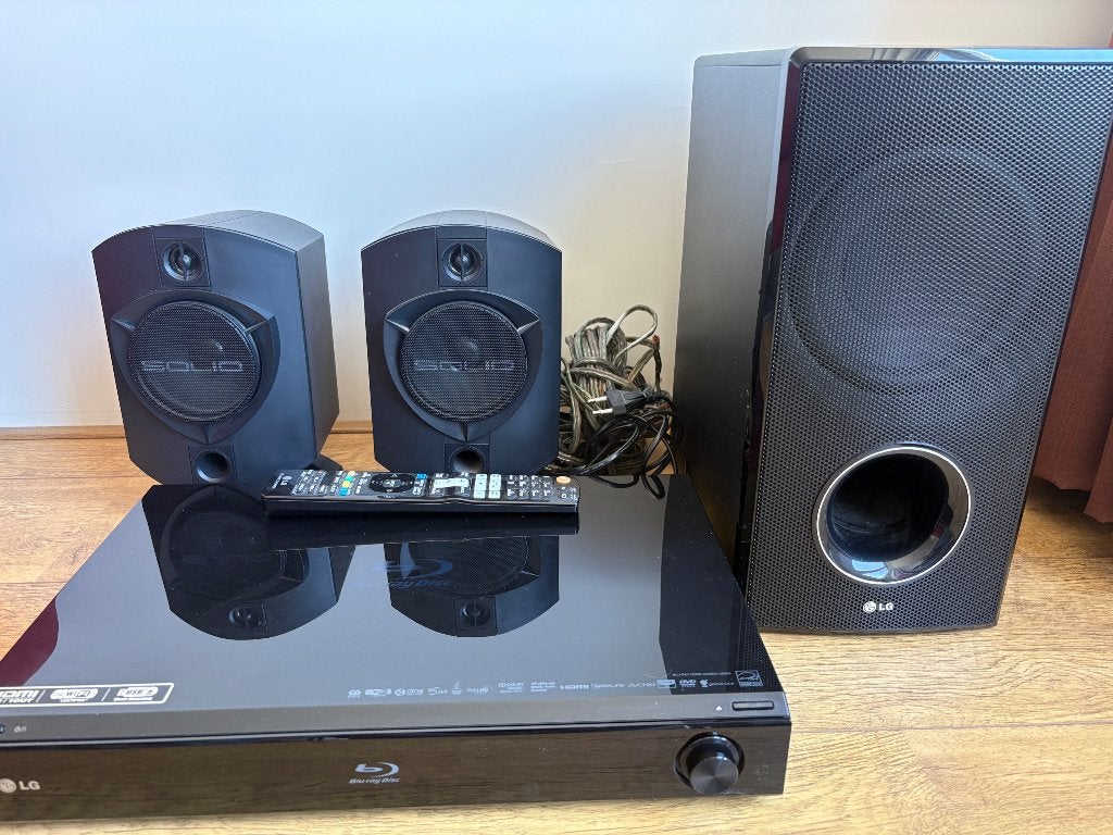 LG stereo set, Ophalen of Verzenden, Zo goed als nieuw, Cd-speler, Overige merken