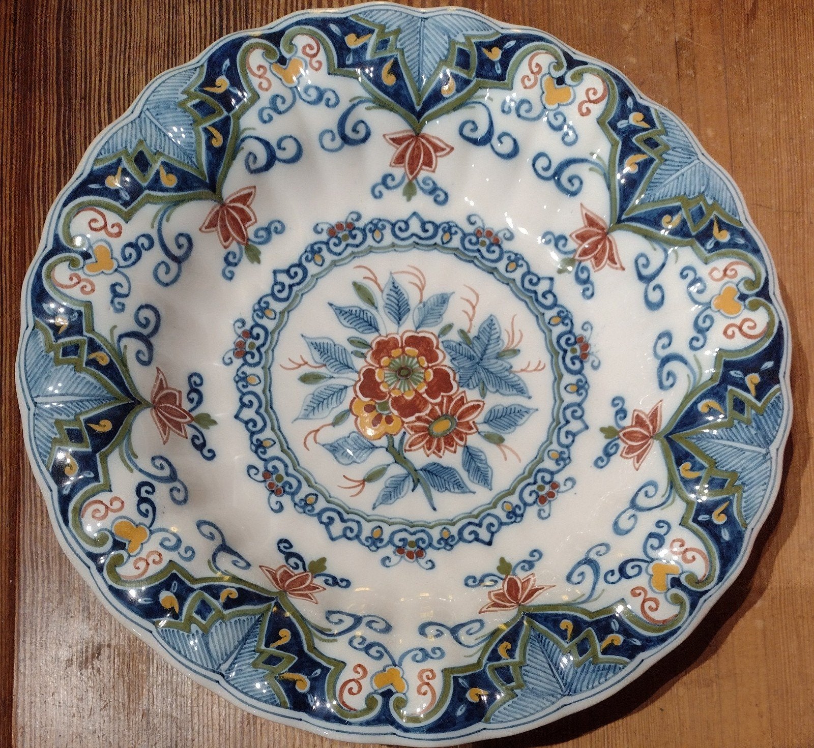 Makkum Tichelaar schotel en presenteer schaaltje, Antiek en Kunst, Ophalen