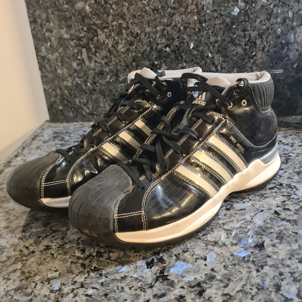 Adidas schoenen, Kleding | Heren, Schoenen, Ophalen of Verzenden, Adidas, Gedragen, Sportschoenen