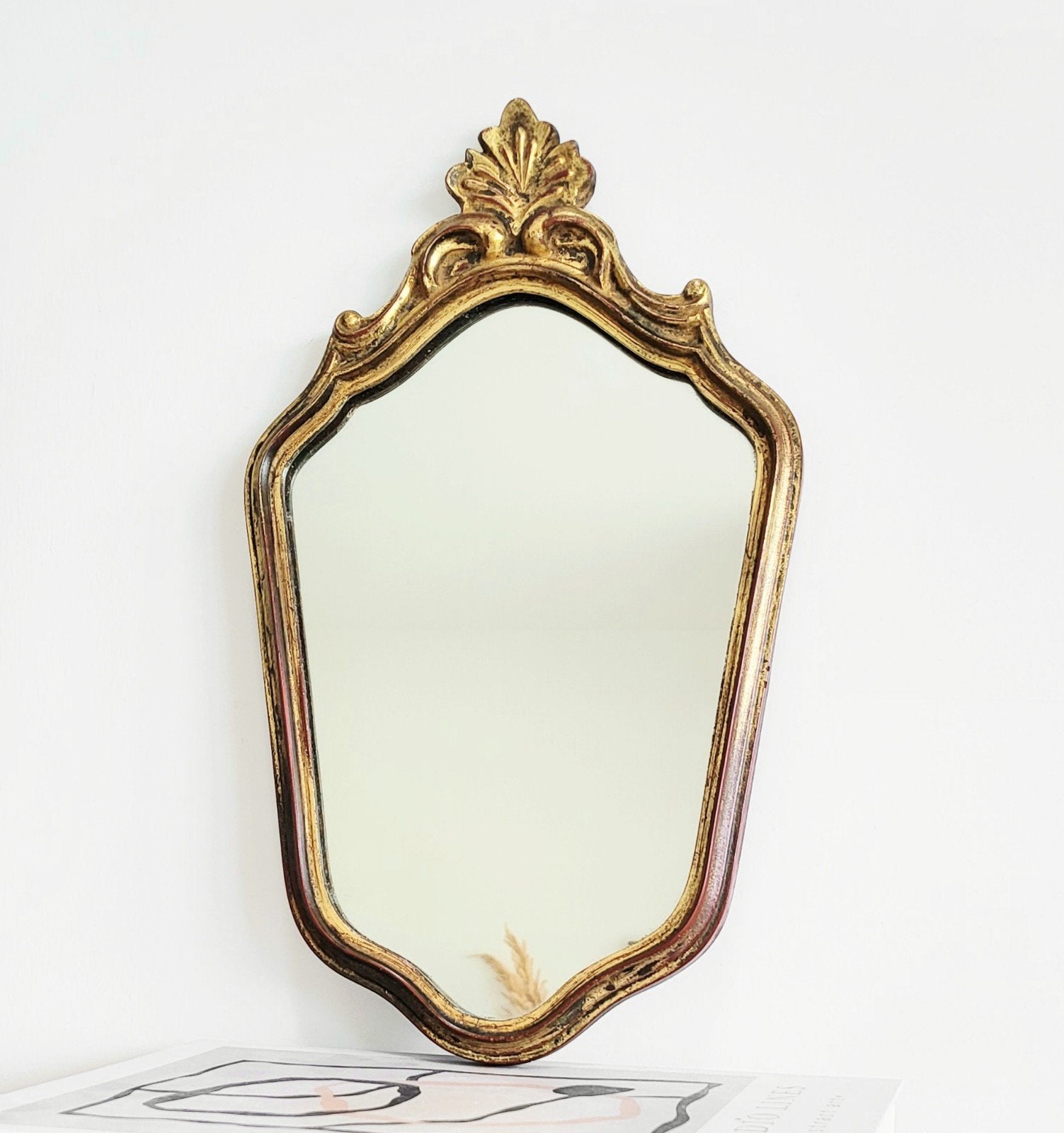 Prachtig vintage sierlijk gouden wandspiegeltje!, Antiek en Kunst, Ophalen of Verzenden, Ovaal, Minder dan 50 cm