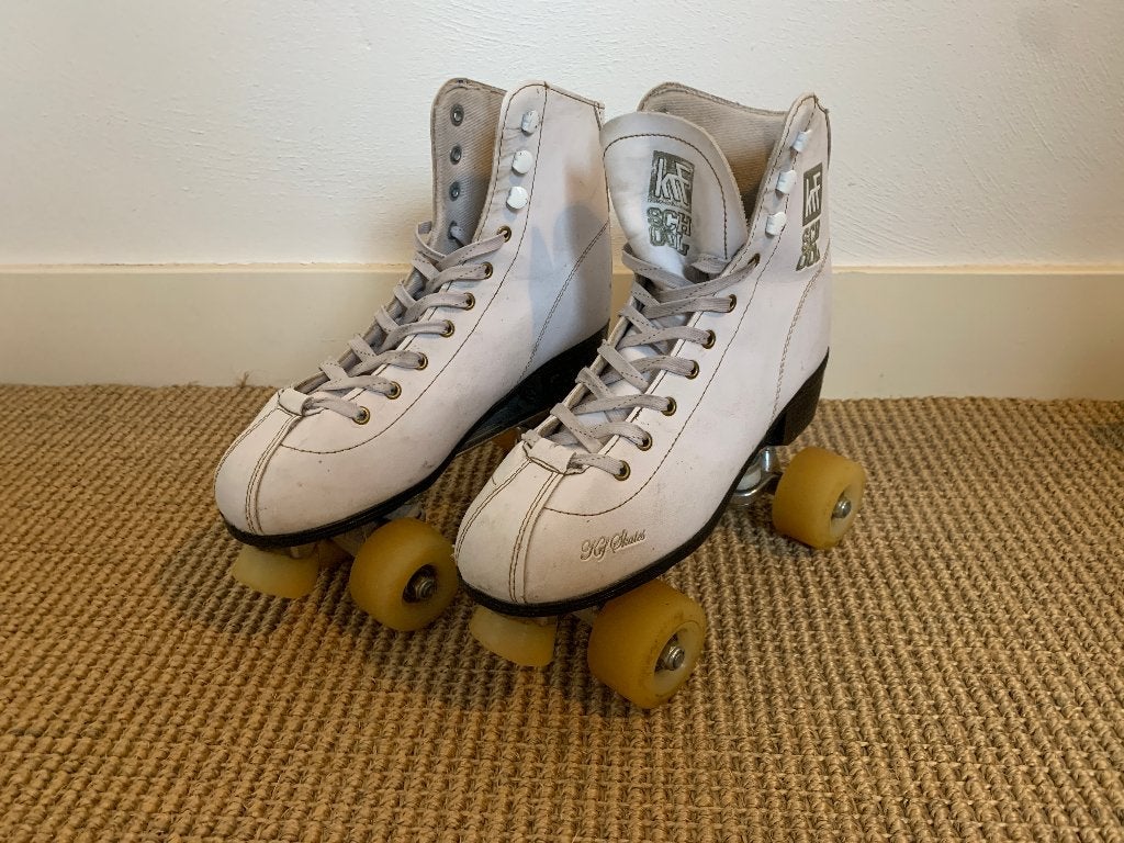 Rolschaatsen (leer): KRF roller skates ‘SCHOOL’ (maat 40), Ophalen, Zo goed als nieuw, Dames