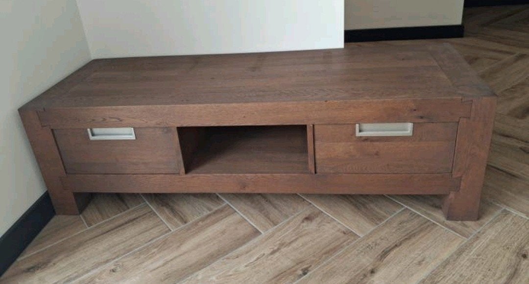 Massief teakhouten tv-meubel – stijlvol en praktisch, Huis en Inrichting, Complete inboedels, Ophalen