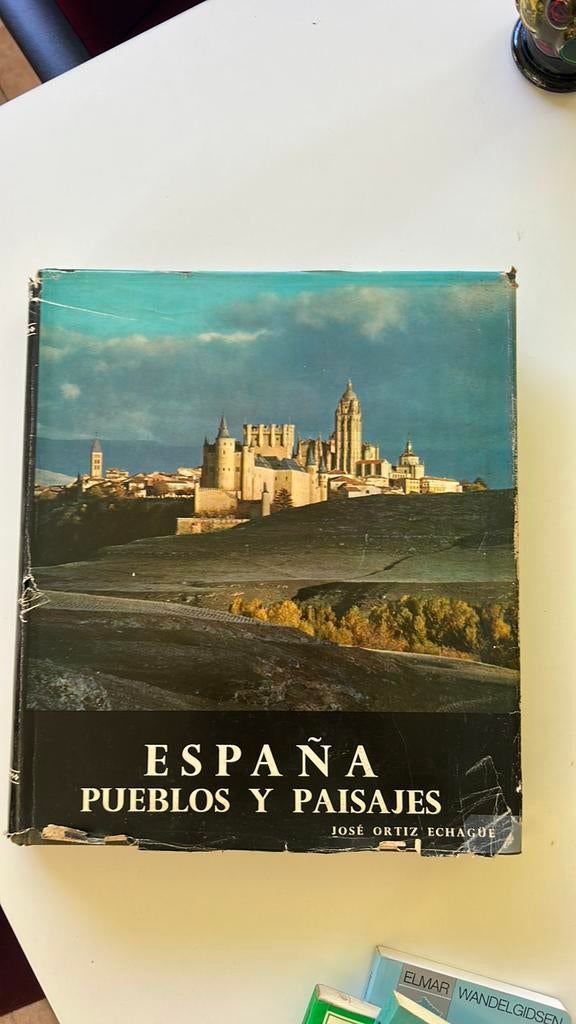 España Pueblos y Paisajes - José Ortiz Echagüe, Ophalen of Verzenden