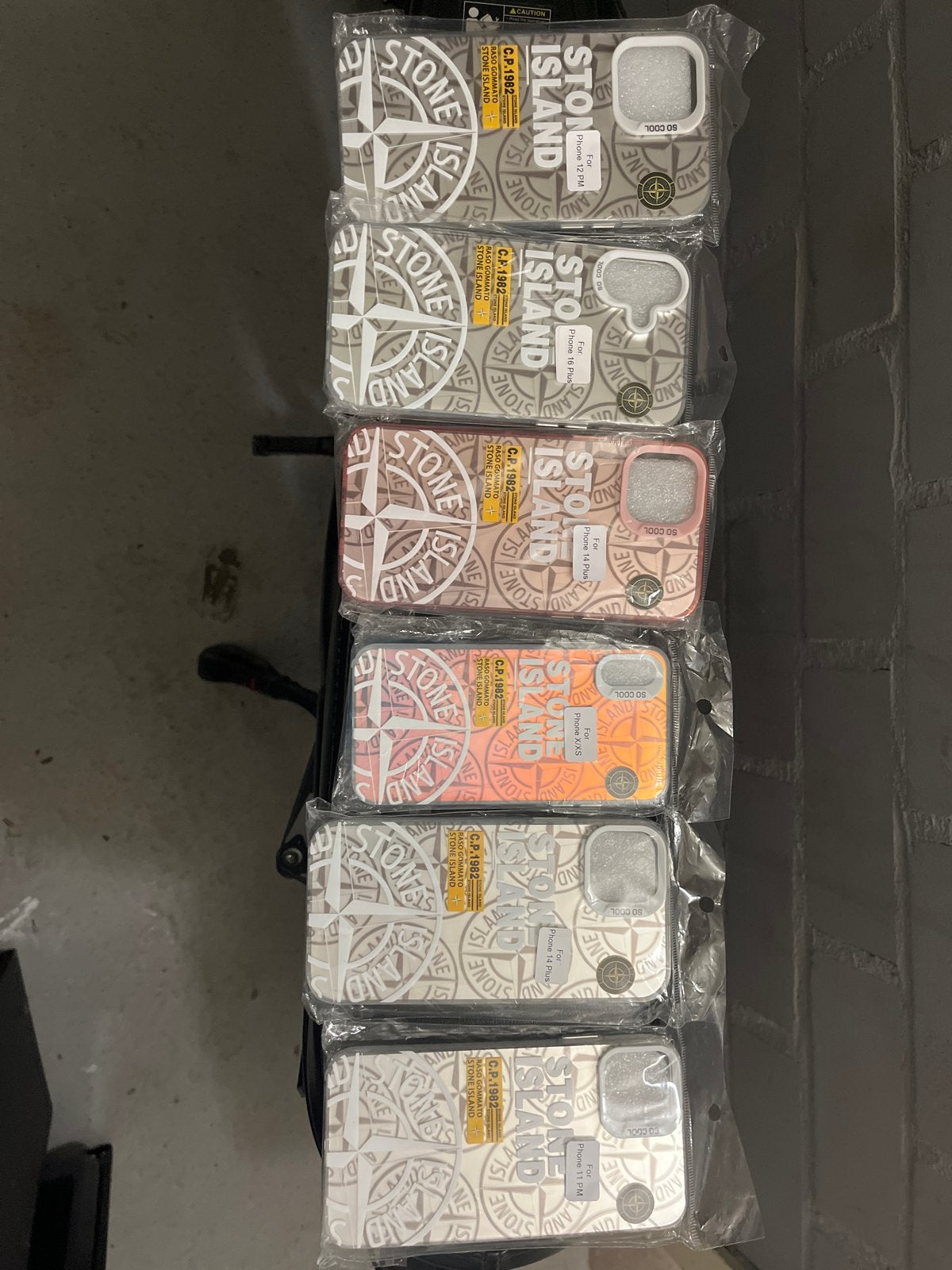 Stone Island iPhone hoesjes - Diverse modellen, Kunststof, Nieuw, Hoesje of Tasje, Ophalen of Verzenden