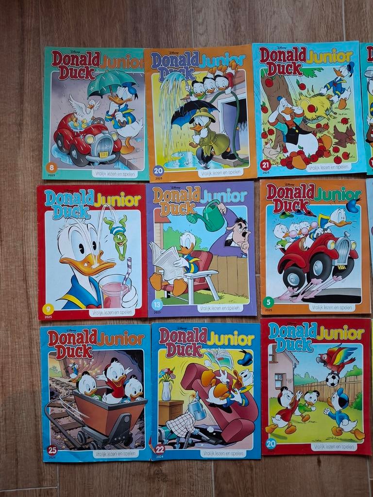 15x Donald duck junior (10x 2025 / 5x 2024), Meerdere comics, Ophalen of Verzenden, Zo goed als nieuw, Europa