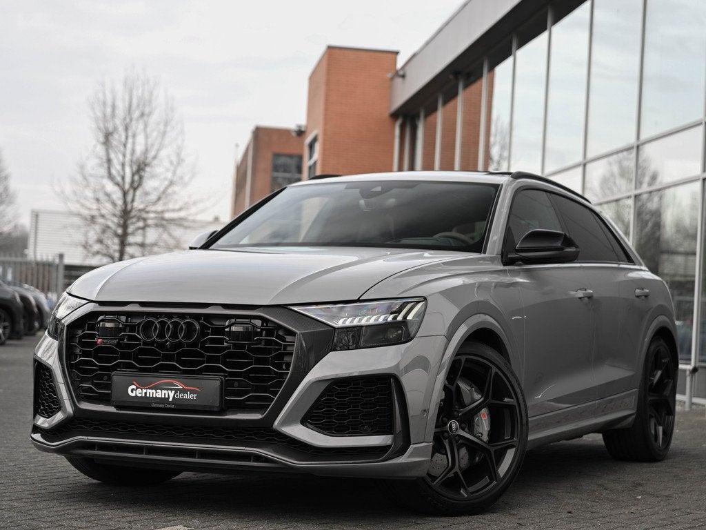 Audi RSQ8 4.0 TFSI 600PK quattro Akrapovič Nardo Ceramic 2x, Auto's, Audi, Gebruikt, Met garantie (alle), 600 pk, Leder