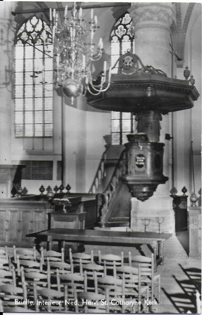 085 oude ansichtkaart ned herv kerk brielle interieur, Ophalen of Verzenden, 1960 tot 1980, Gelopen, Zuid-Holland