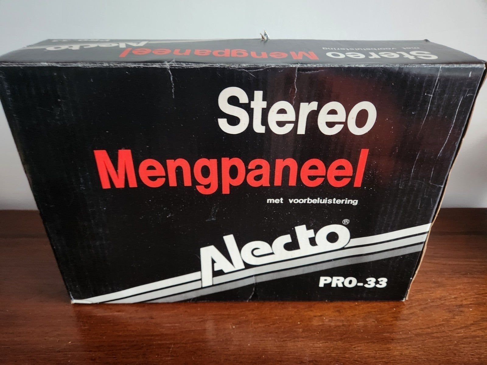 GLOEDNIEUW IN DOOS: Vintage Alecto Pro-33 Stereo Mengpaneel, Ophalen of Verzenden, Nieuw