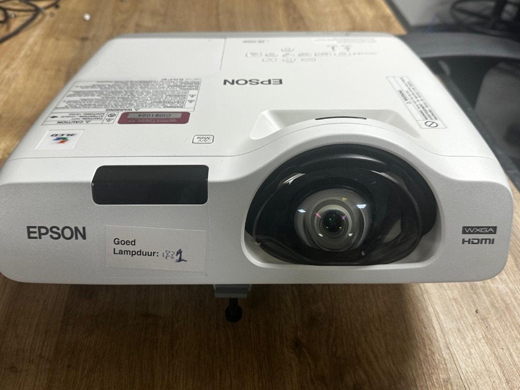 Epson EB-535W Short Throw Beamer - WXGA, 3400 ANSI Lumen, Gebruikt, Epson, Ophalen of Verzenden, LCD