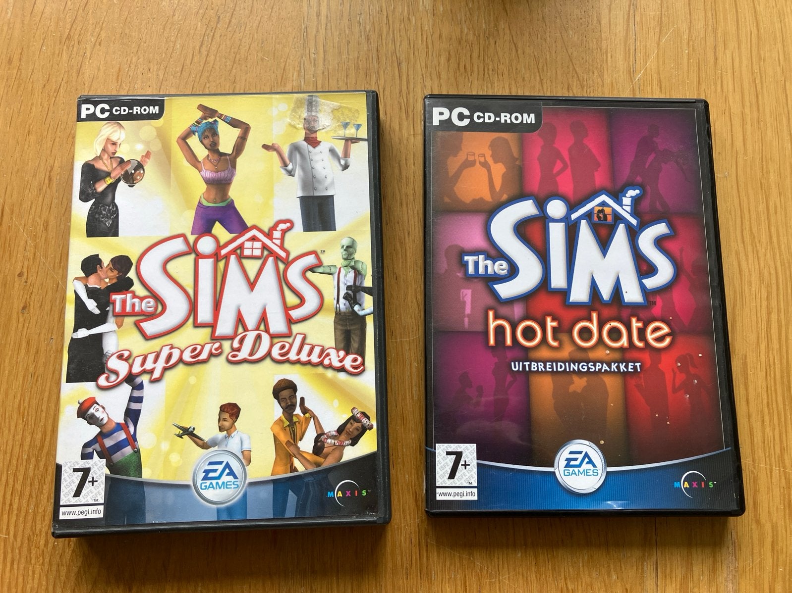 The Sims Super Deluxe & Hot Date PC CD-ROM Games, Ophalen, Gebruikt, 1 speler, Vanaf 7 jaar