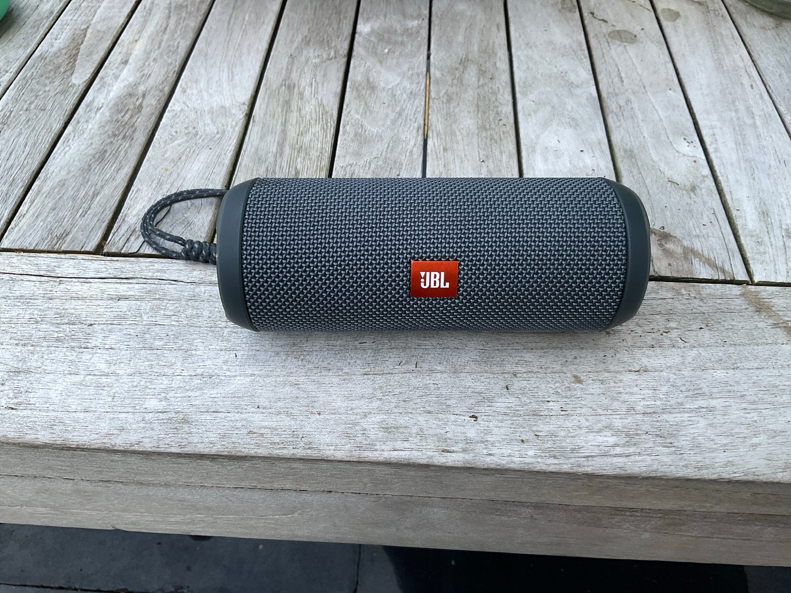 JBL Flip 2 Essential Draagbare Bluetooth Speaker - Grijs, Audio, Tv en Foto, Luidsprekers, JBL, Ophalen of Verzenden, Zo goed als nieuw