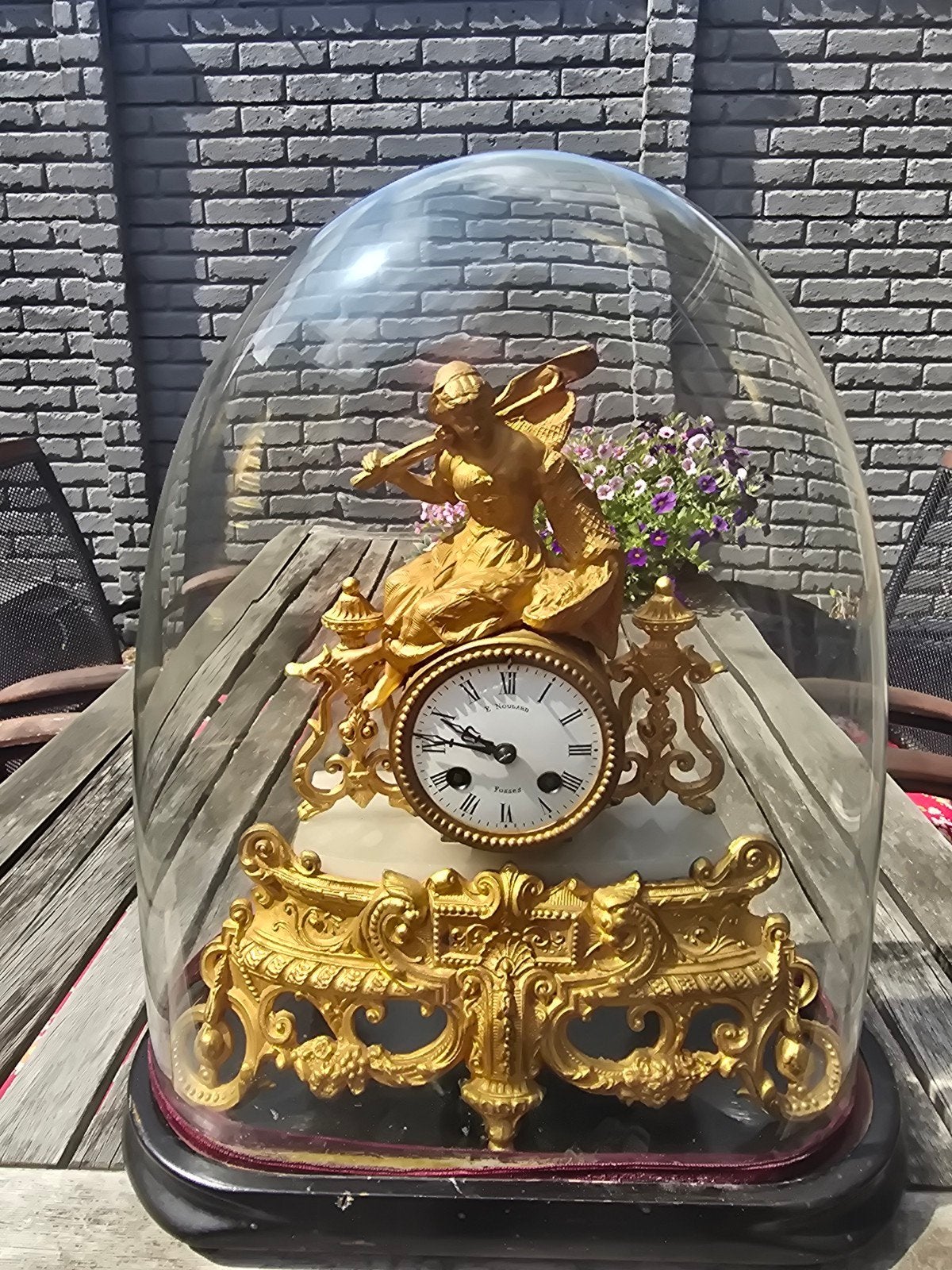 Antieke Franse pendule met engel onder glazen stolp, Antiek en Kunst, Antiek | Klokken, Ophalen of Verzenden