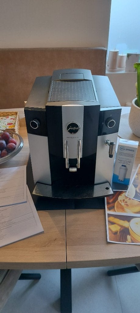 Jura Impressa C5 Gereviseerd, Witgoed en Apparatuur, Koffiezetapparaten, Refurbished, Gemalen koffie, Koffiebonen, Koffiemachine