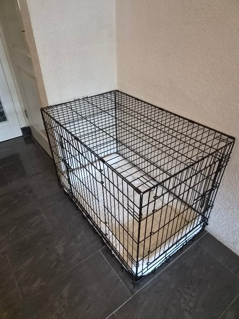 Honden Bench Groot 93Lx58Dx64H in Prima Staat met 2 Deuren, Dieren en Toebehoren, Ophalen, Zo goed als nieuw