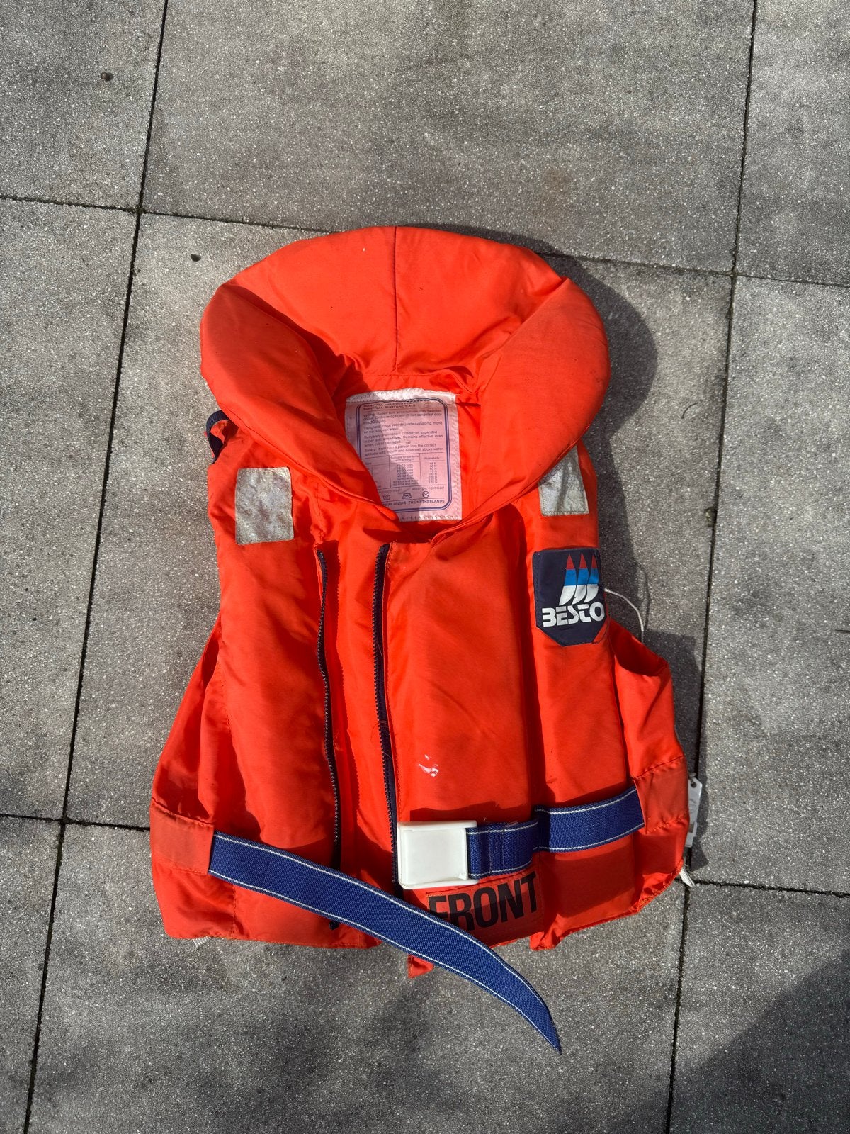 BESTO reddingsvest - Maat S, Watersport en Boten, Ophalen, Gebruikt, Overige typen