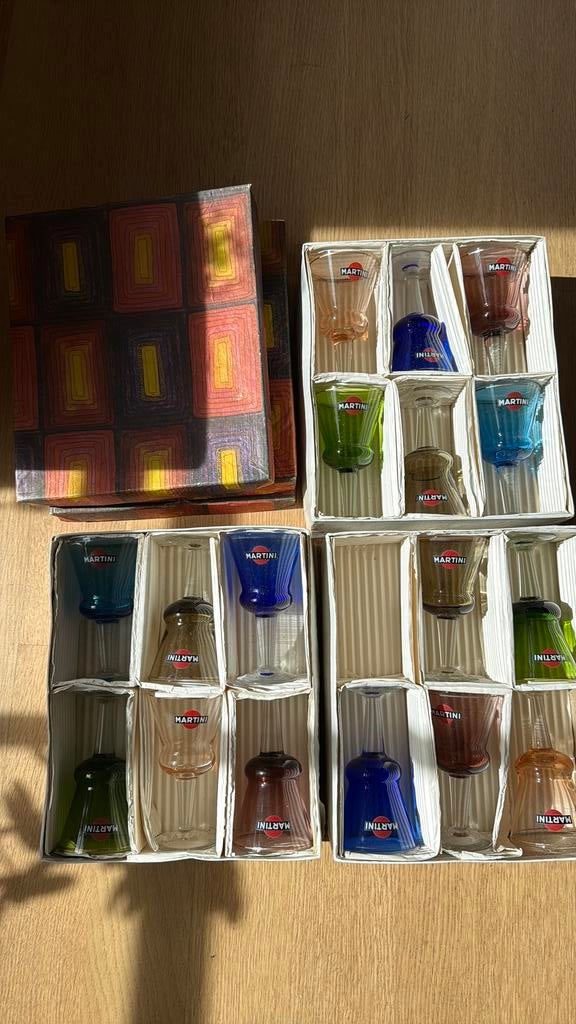 17 Vintage Martini cocktailglazen, Antiek en Kunst, Ophalen of Verzenden
