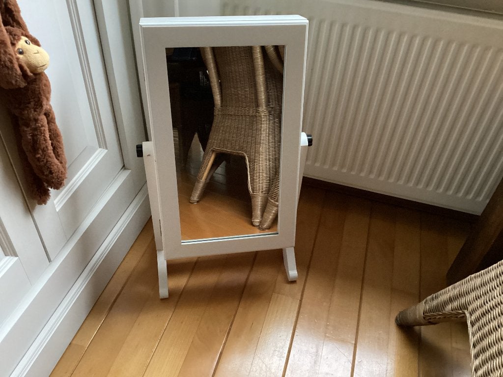 Sieradenkast met spiegel, Ophalen, Minder dan 50 cm, Zo goed als nieuw, Minder dan 100 cm