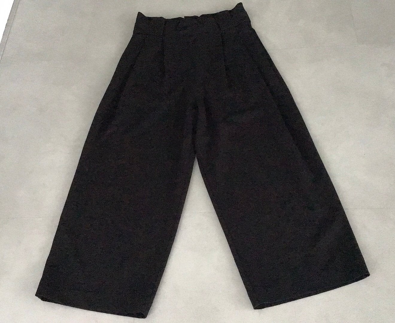 zwarte wijde winter broek van Elswhere in maat M, Kleding | Dames, Maat 38/40 (M), Zwart, Ophalen of Verzenden, Zo goed als nieuw