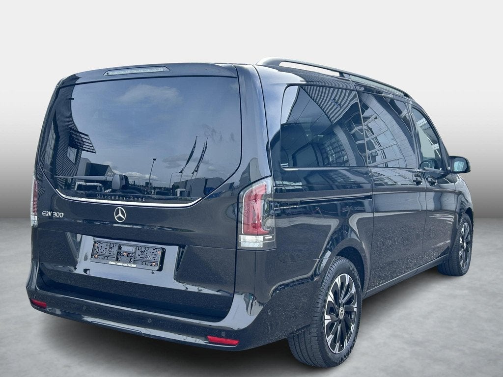 Mercedes-Benz EQV 300 L2 90kWh 7-Persoons | Stoelventilatie, Auto's, Bestelauto's, Stof, Gebruikt, Stoelverwarming, 2525 kg