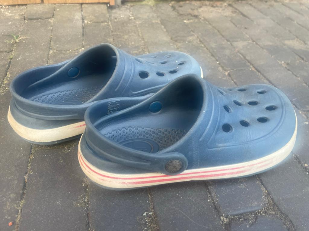 Instappers (nep Crocs) maat 31, Ophalen, Gebruikt, Jongen of Meisje