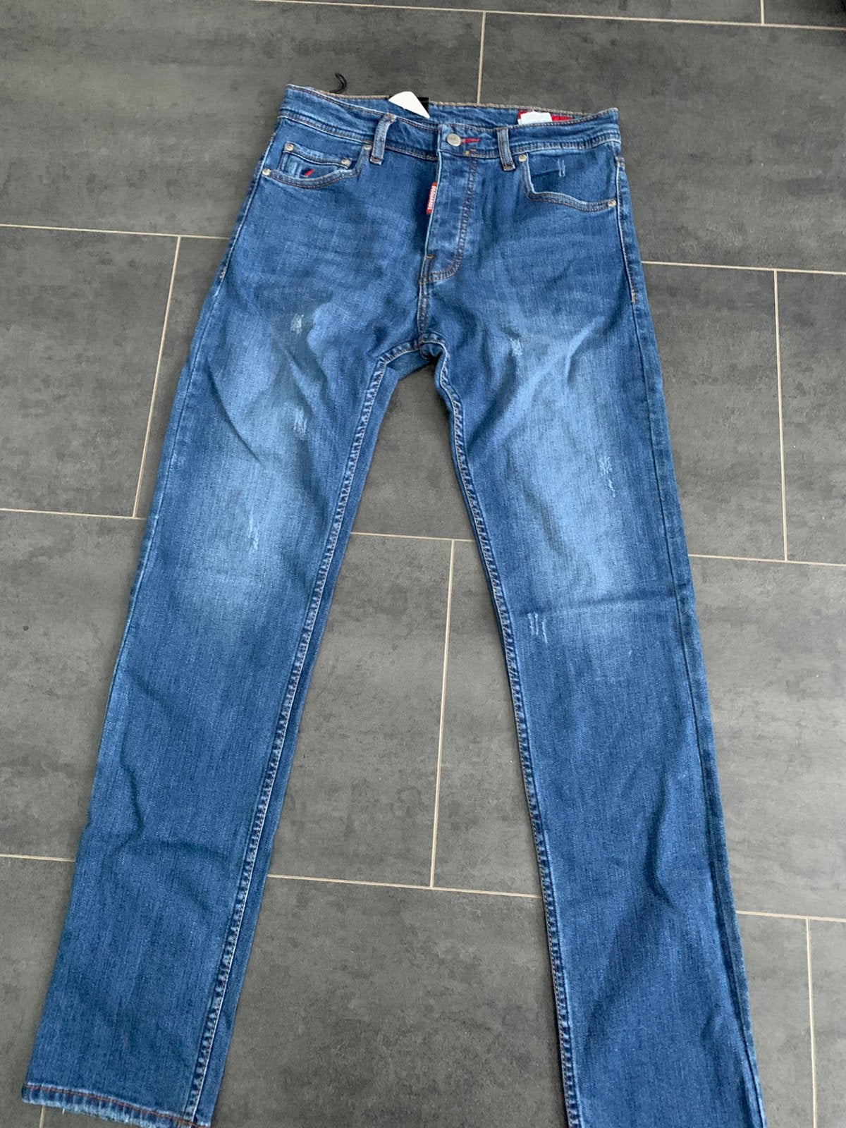 Dsquared broek, Ophalen of Verzenden, Zo goed als nieuw, Blauw, W32 (confectie 46) of kleiner