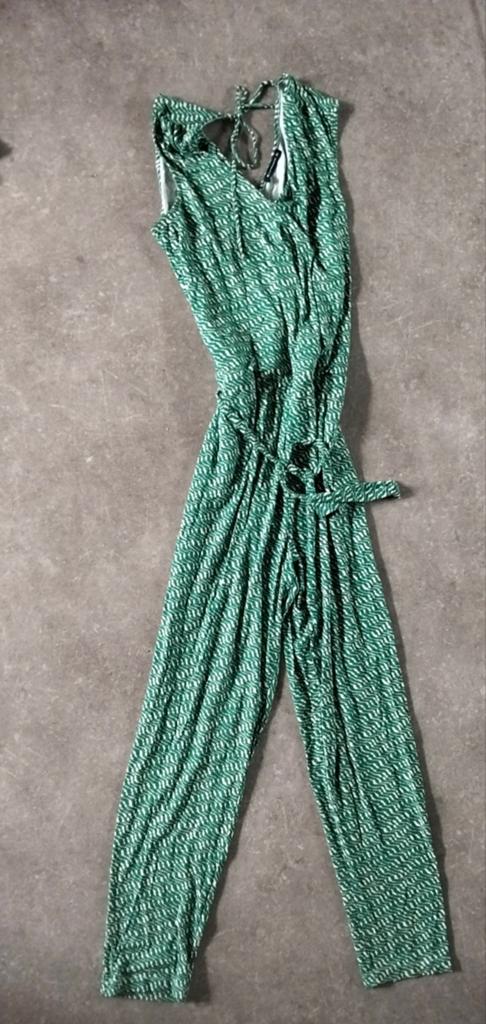 Groene jumpsuit met patroon en strikdetail - Expresso XL, Kleding | Dames, Jumpsuits, Expresso, Maat 46/48 (XL) of groter, Ophalen of Verzenden