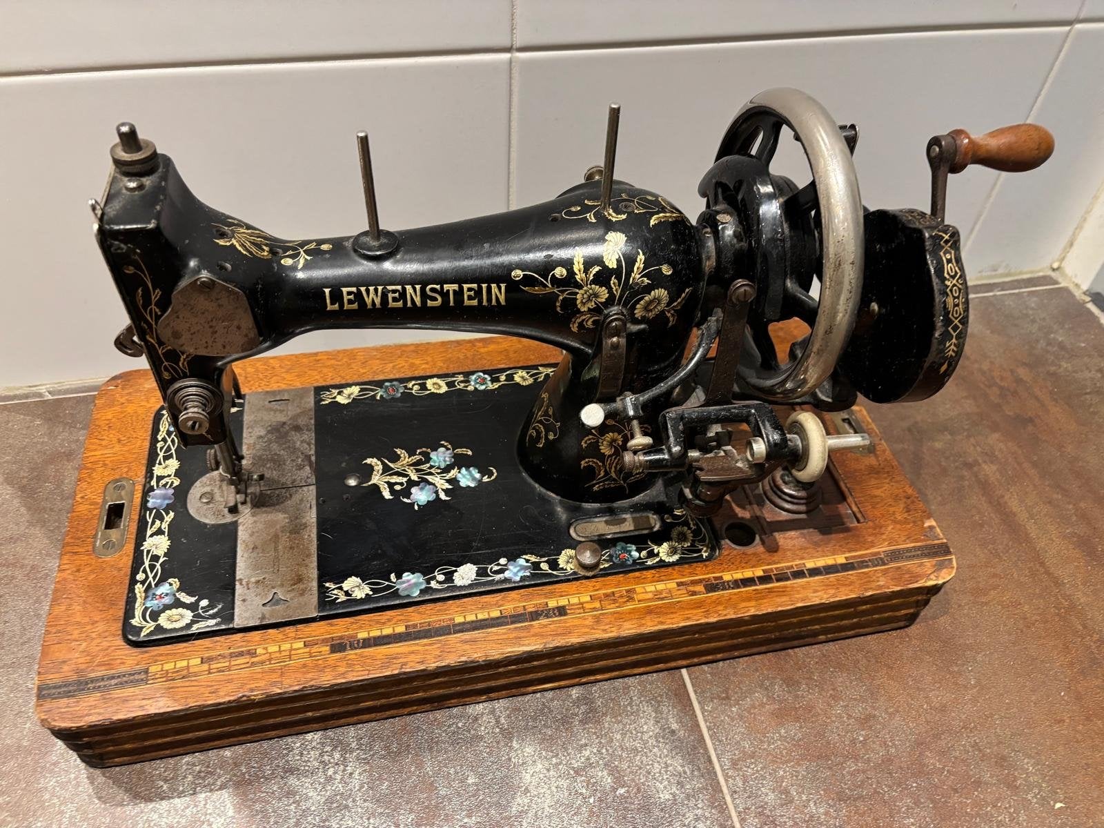 Antieke Lewenstein Flora handnaaimachine, Antiek en Kunst, Ophalen